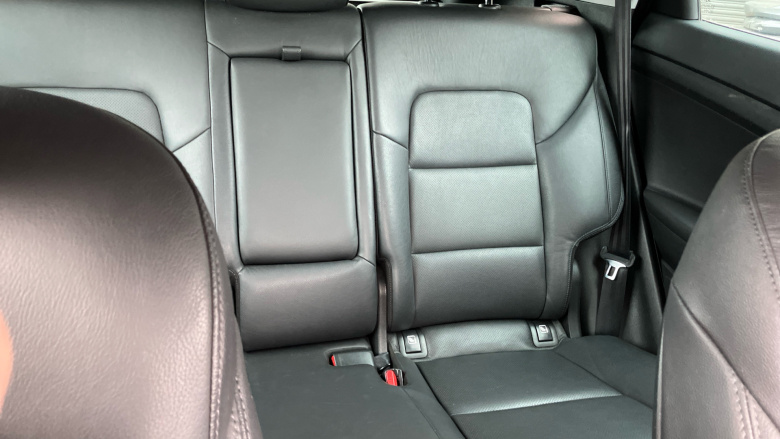 Hyundai Tucson 1.7 CRDi Blue Drive Premium 5dr 2WD Diesel Estate